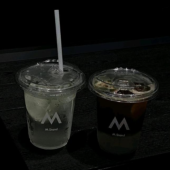 纸叠的小红船