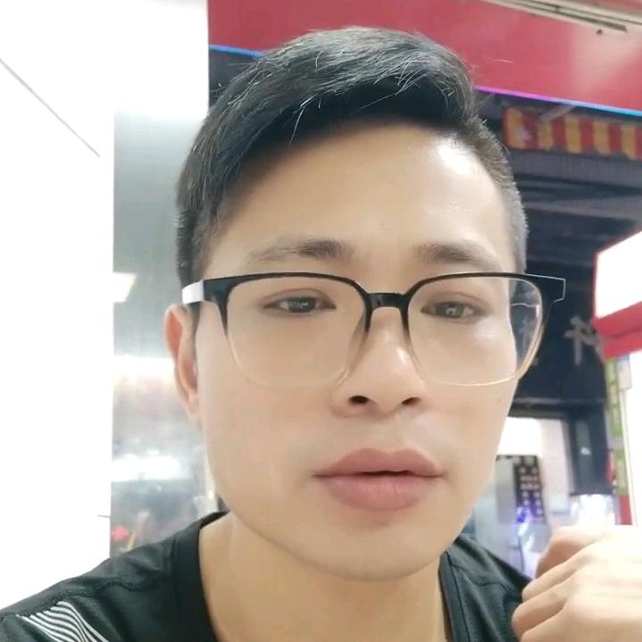 我是风儿，你是沙。不定时直播。