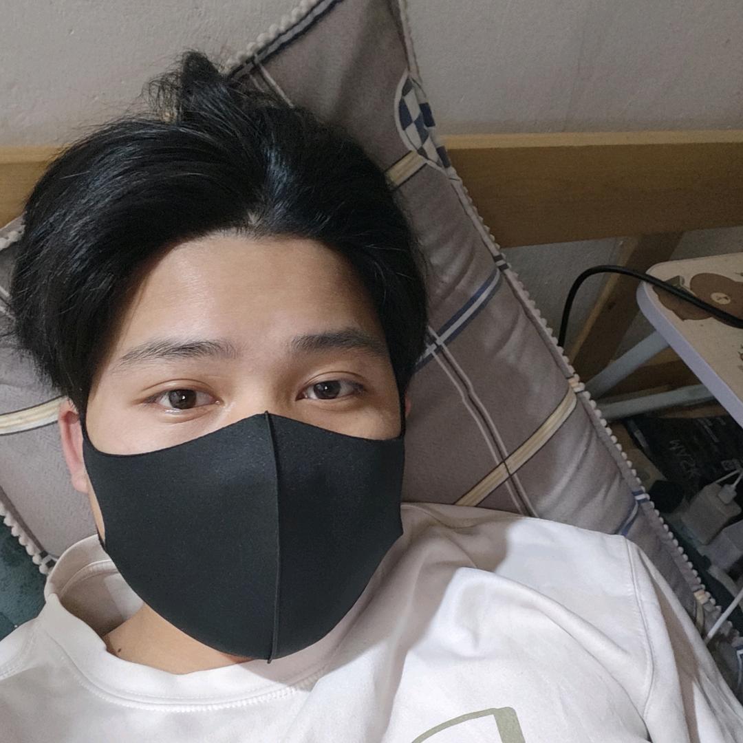 小辉头像