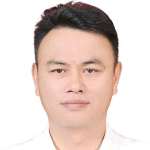 东风驾校龙校长