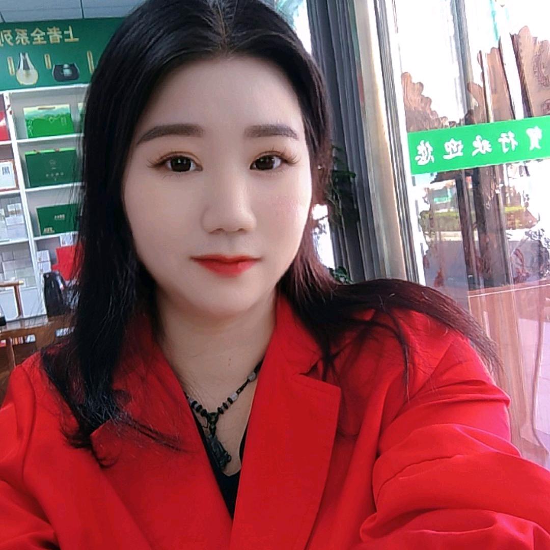 荣姐多种经营，护肤品养发土特产。