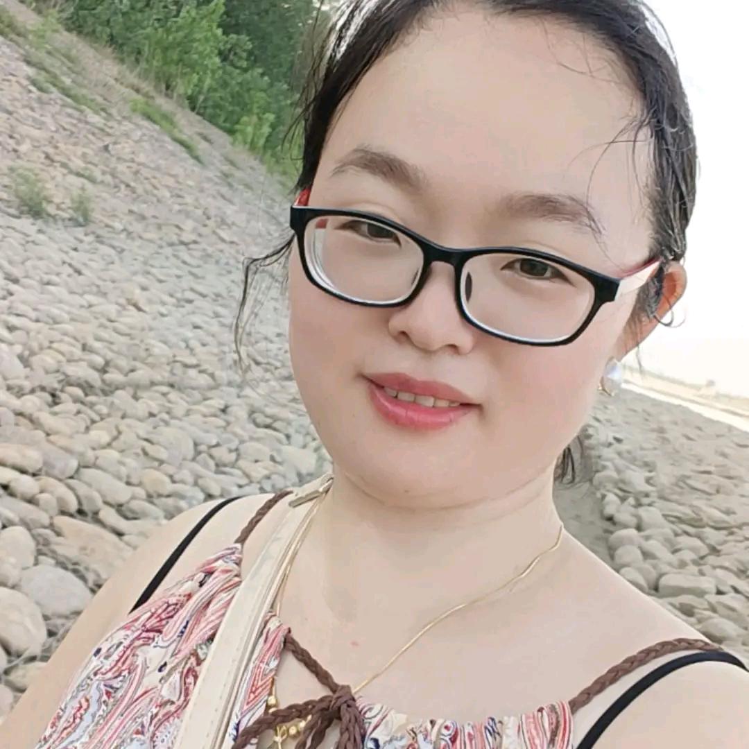 荣儿