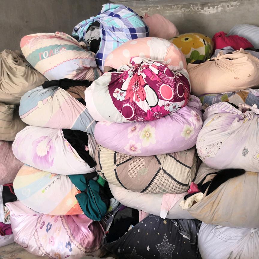 (๑彤•̀㉨硕•́ฅ果✧ 🌹