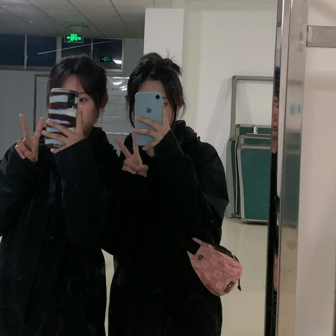 @⁰²飞飞是大哥