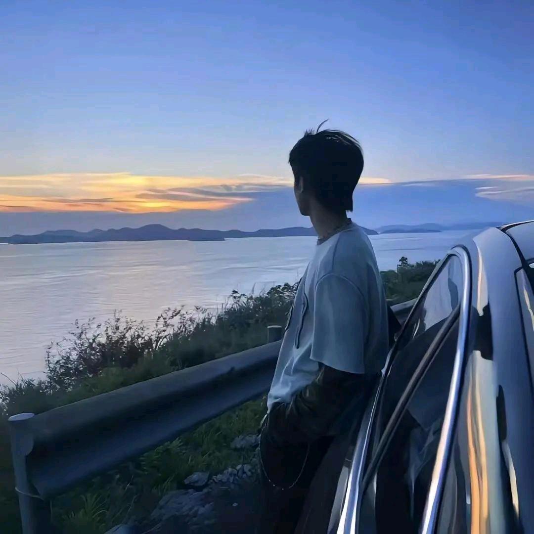 陆子野🍃