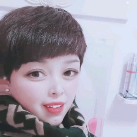 美人月下醉