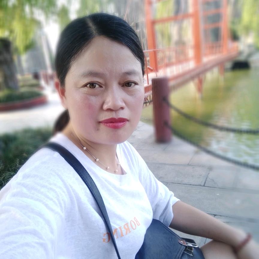 玲依阁时尚女装