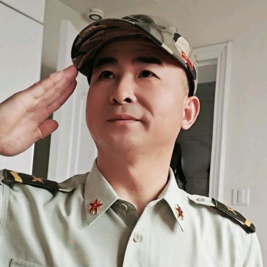 赵  雷  兵哥