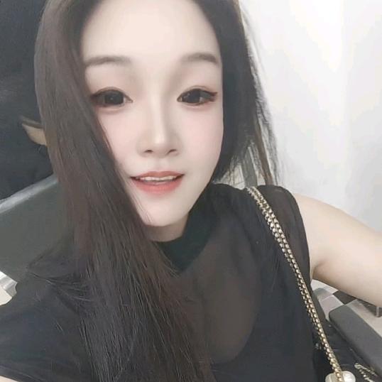 盈盈