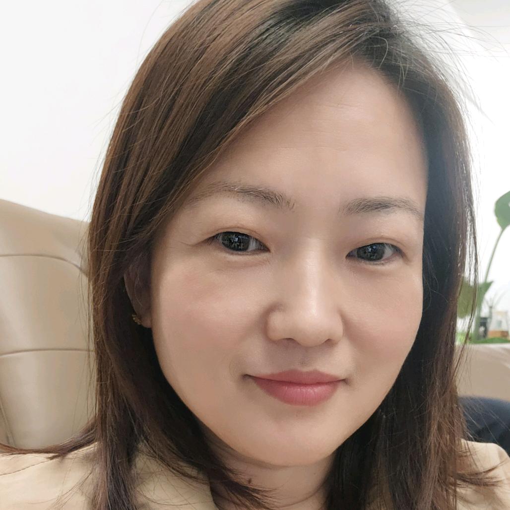 爱生活的小霞丫