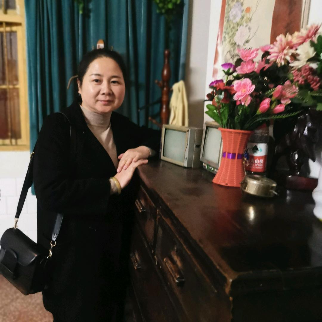 卖电器的小郝