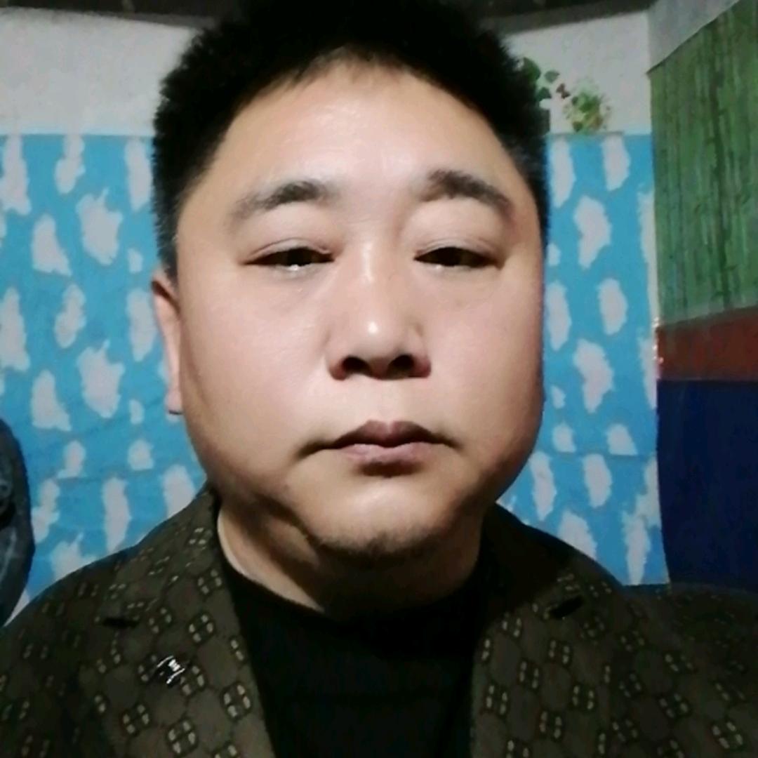 三哥搞笑娱乐主播，健身娱乐