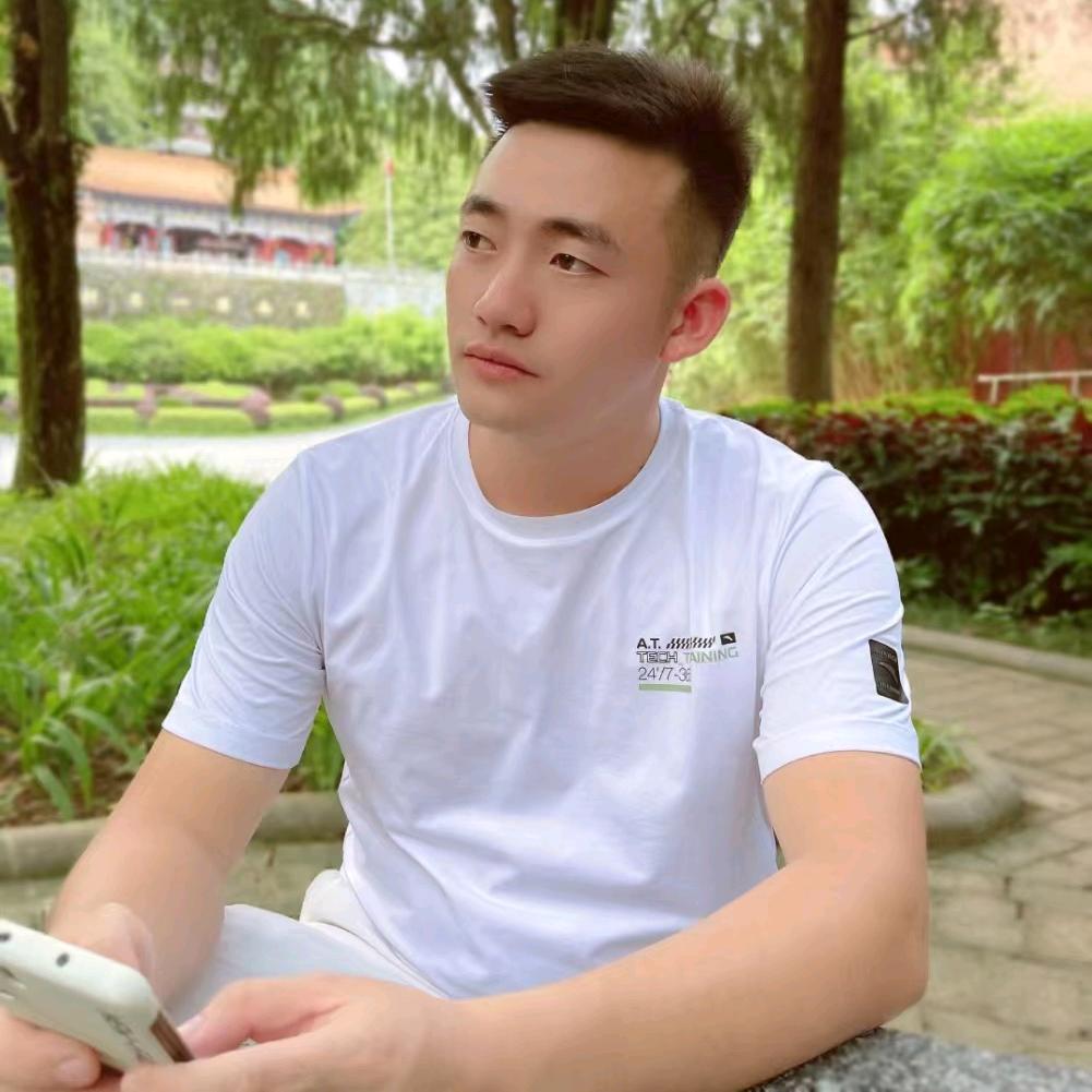 不标准帅哥(唐海堂）