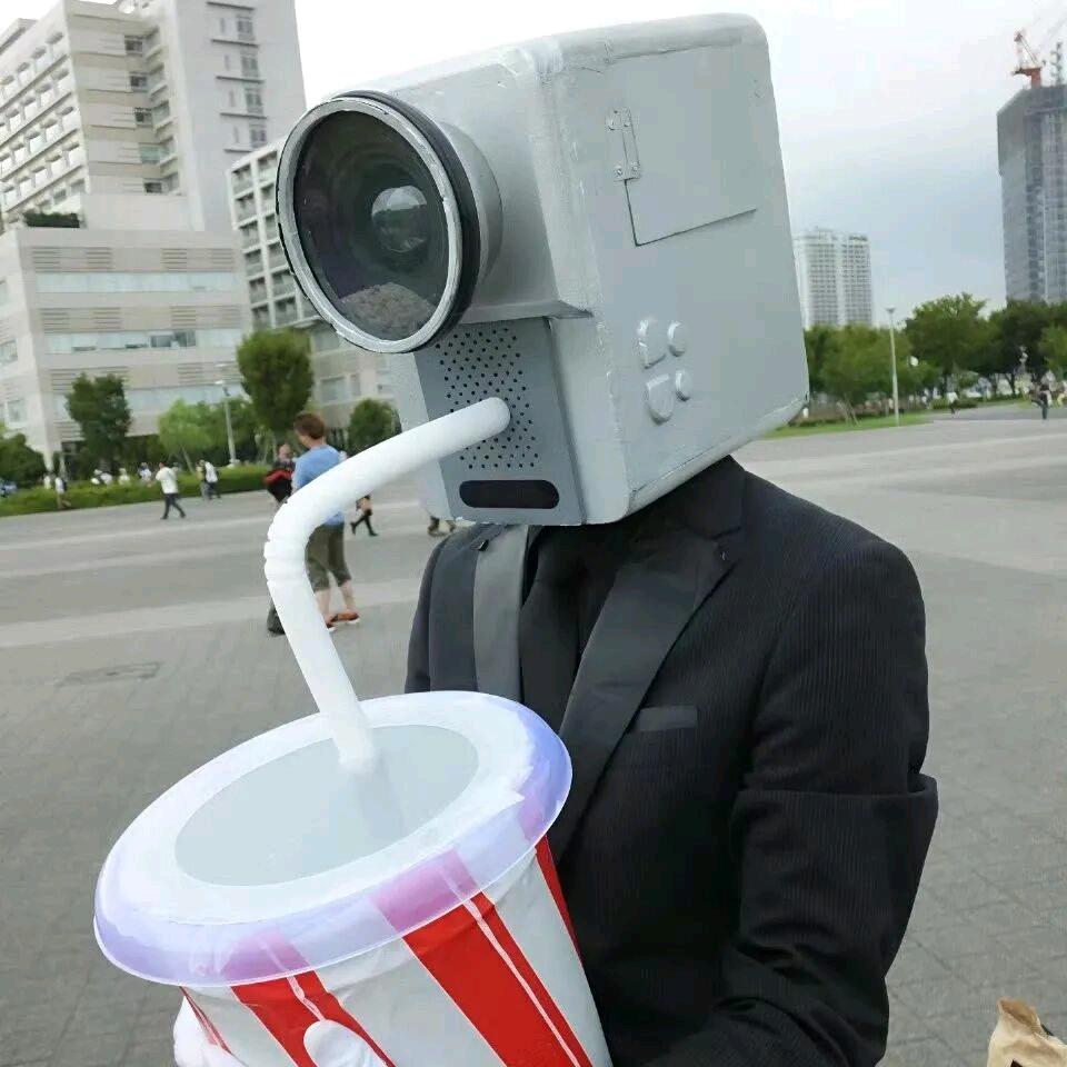 打CS总被颗秒那男的