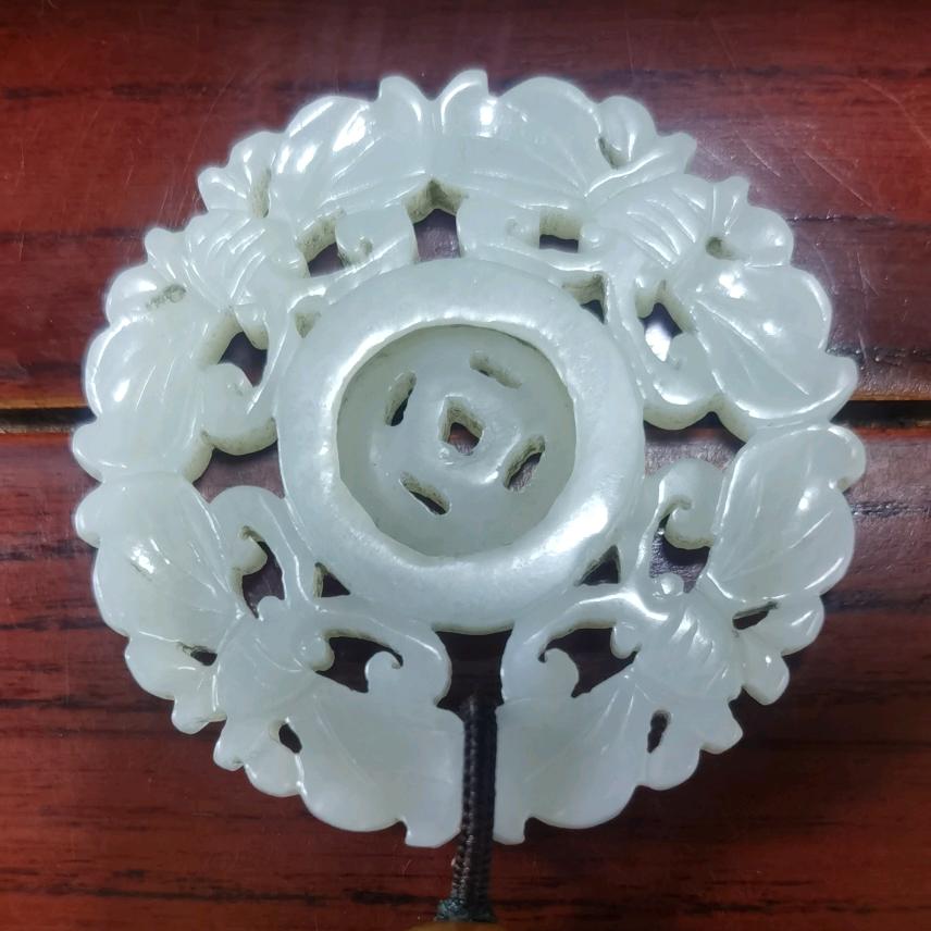 骏逸非凡
