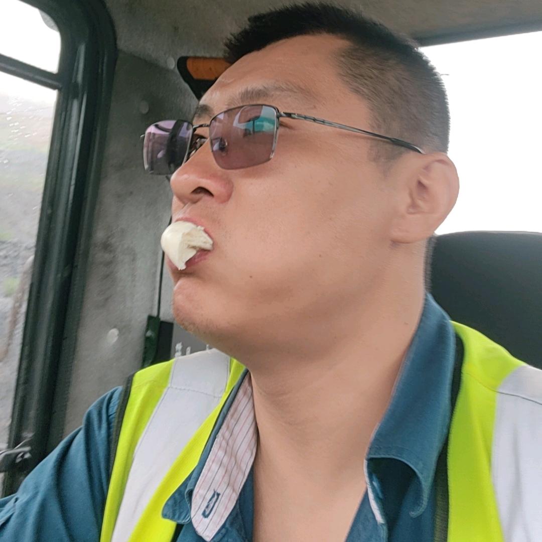北   欧   ✔