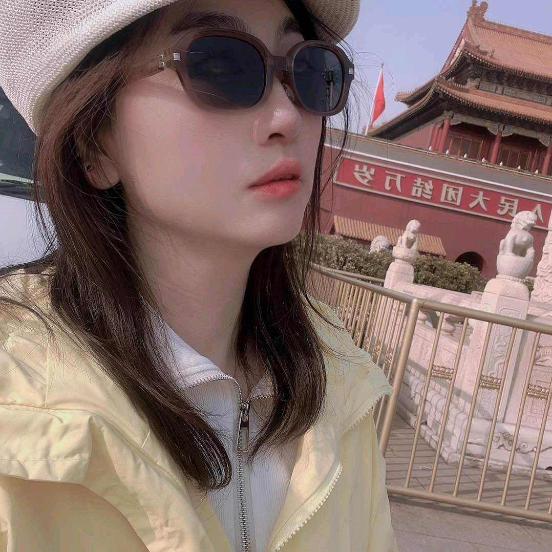 装修设计，整体家装，背景墙，壁布，假山，