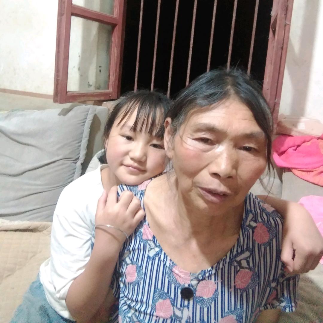 杨邦英