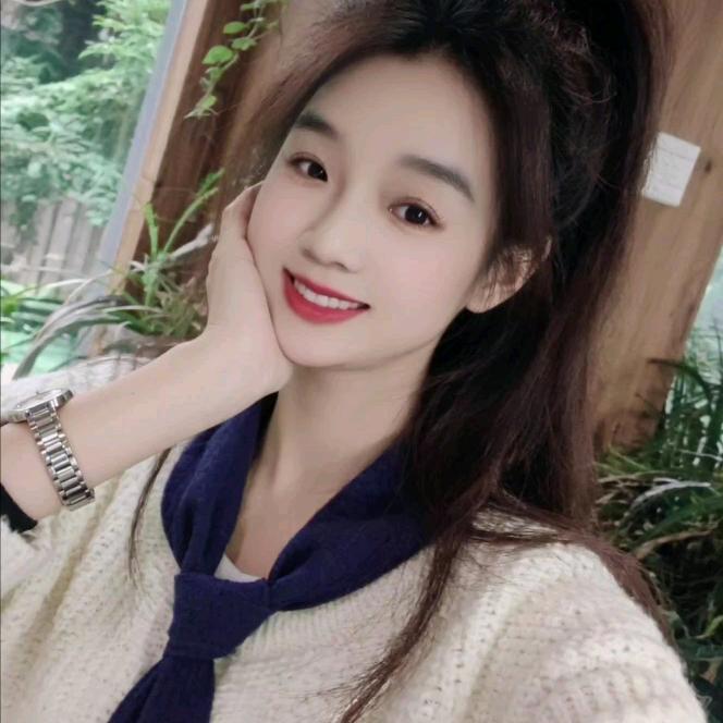 轻素栖里花蓉儿