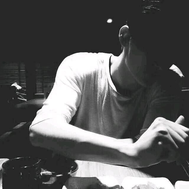 人与人的羁绊就薄如蝉翼