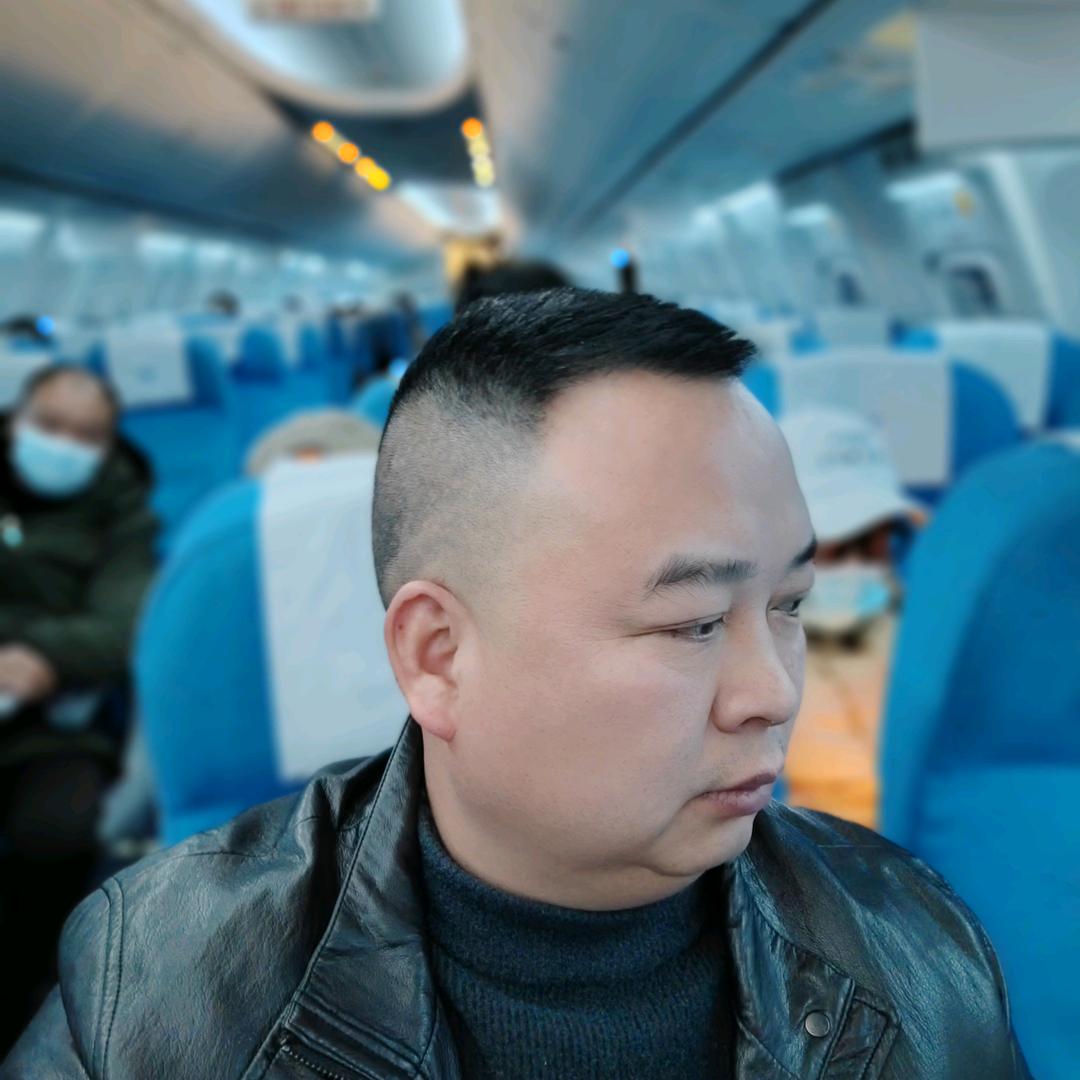 御雾大红袍