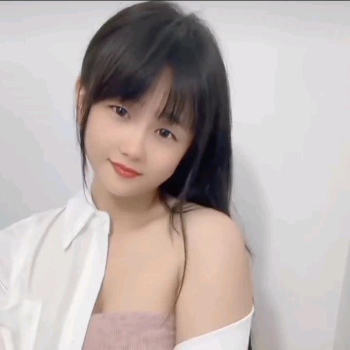 茵茵￥