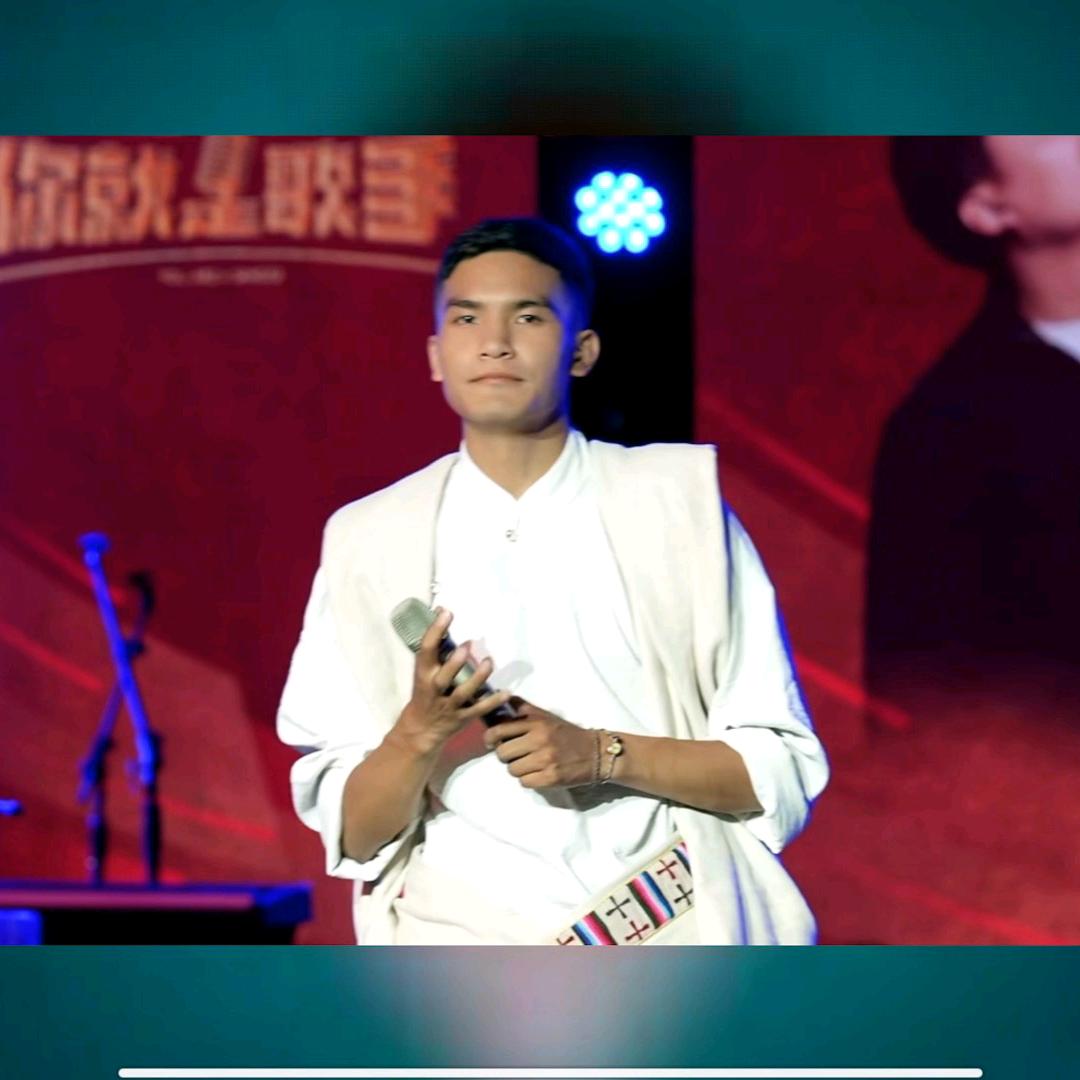 霍尔仓·贡秋次恰【好书推荐】