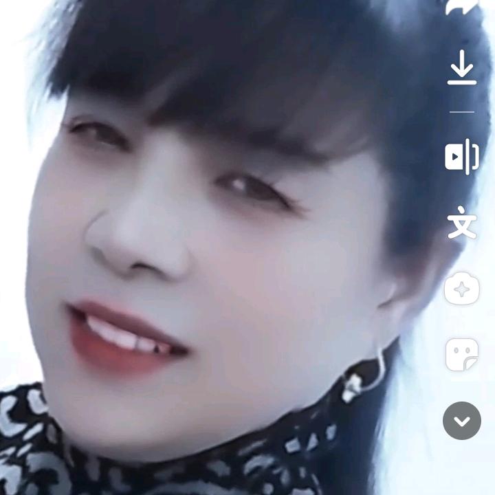 小美美