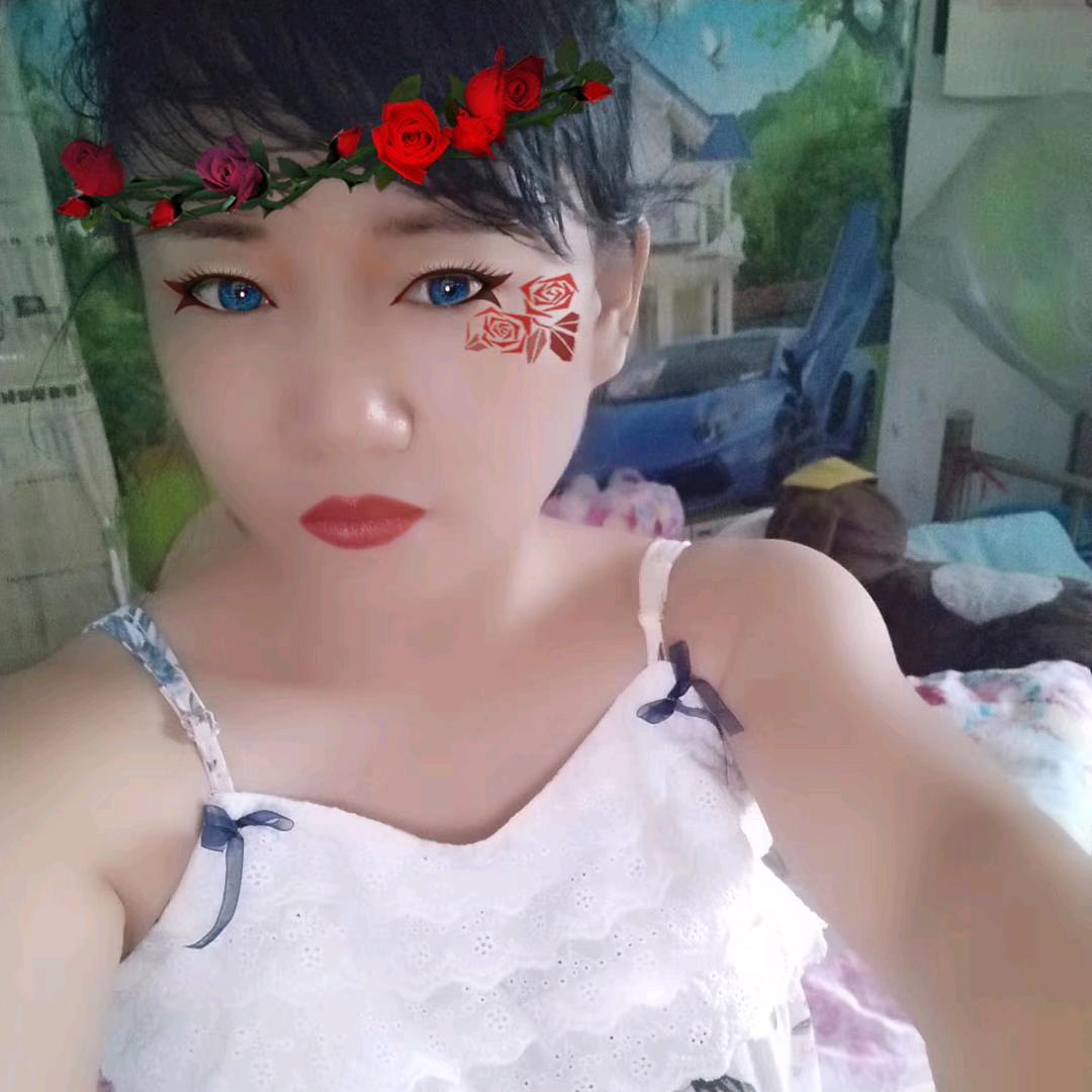 杨杨顽皮😜😜😜