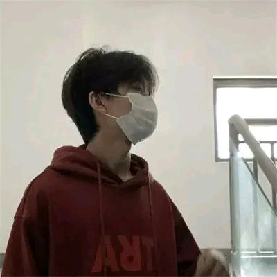 君莫笑丶