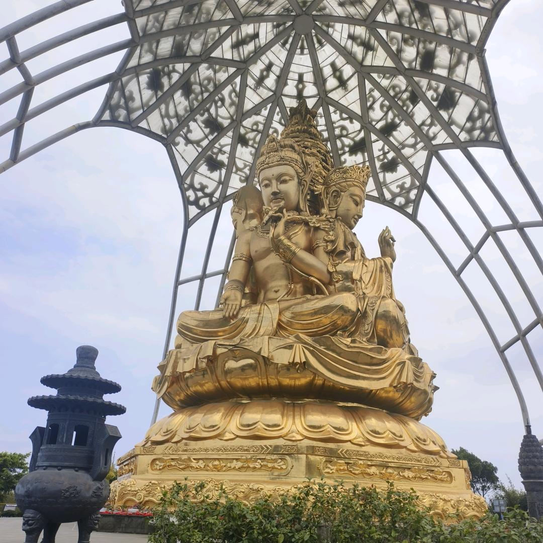 乡愁如酒，醉了月亮