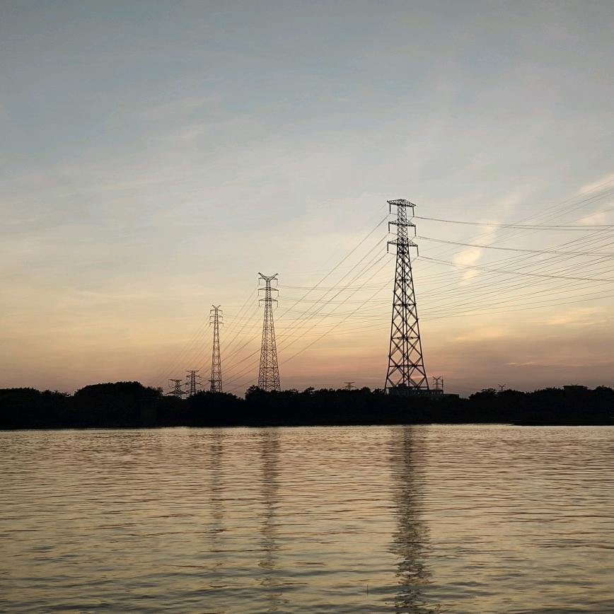 这个男人有点坏