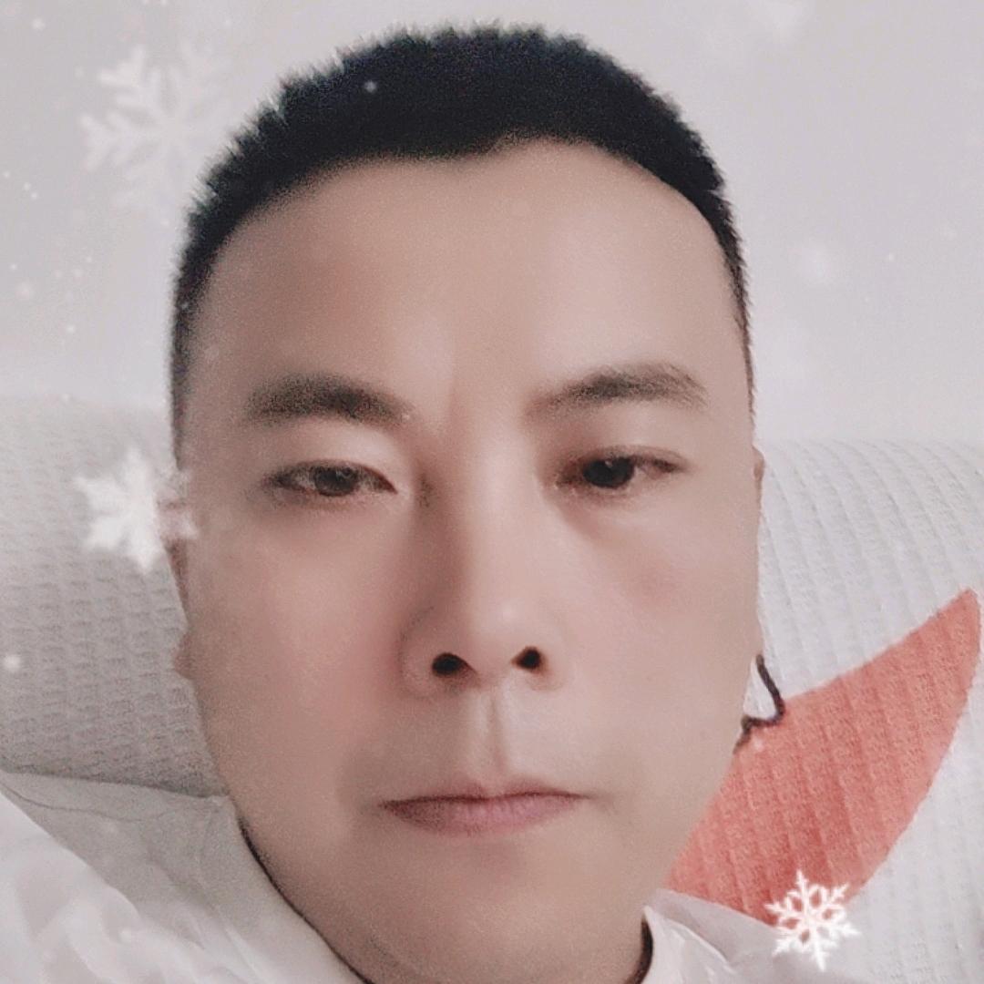 黄栋