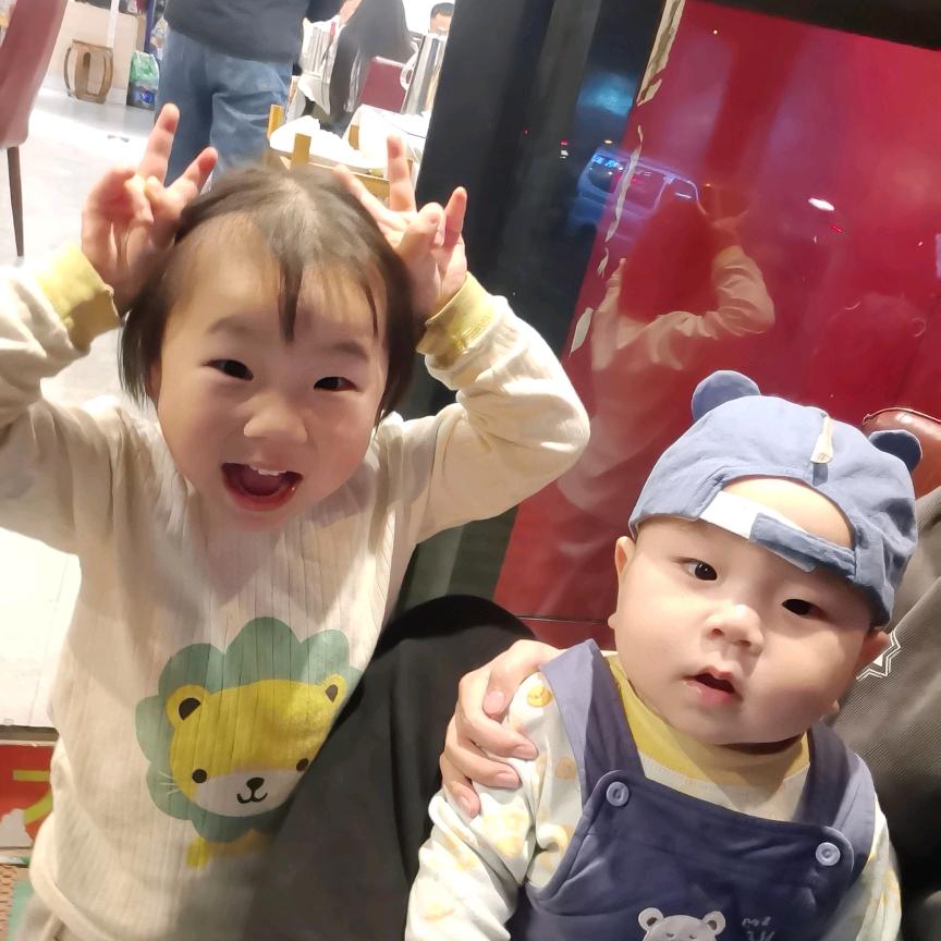 高高爱吃雪糕！