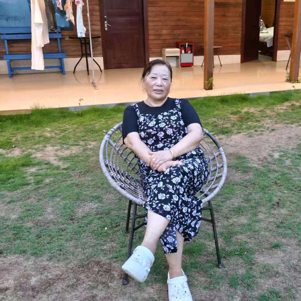 彬彬姐（六三年冬月兔）(拒绝秒赞)