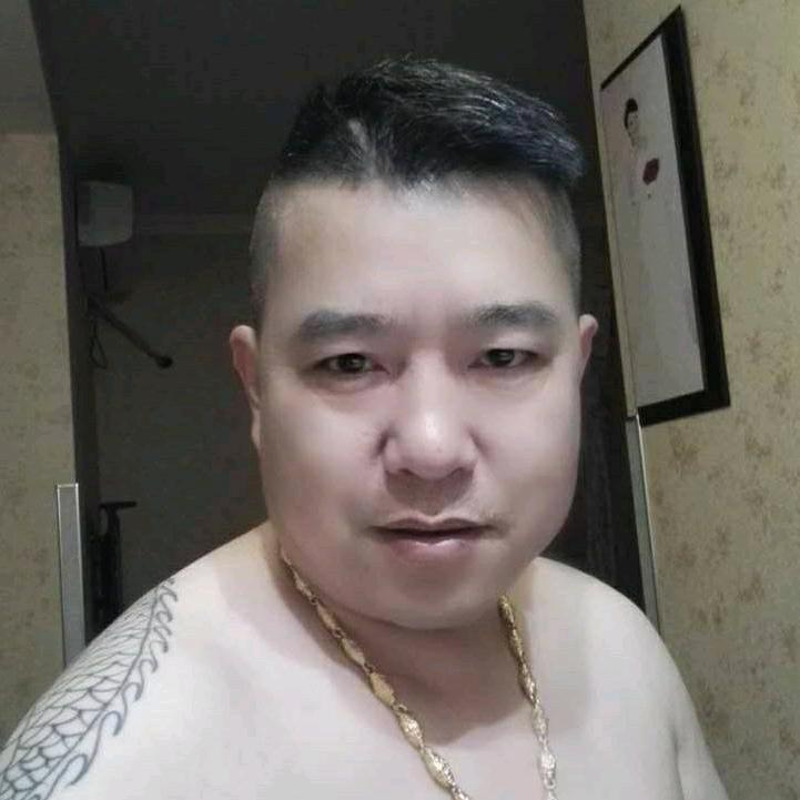 你惹不起的爷！！！！