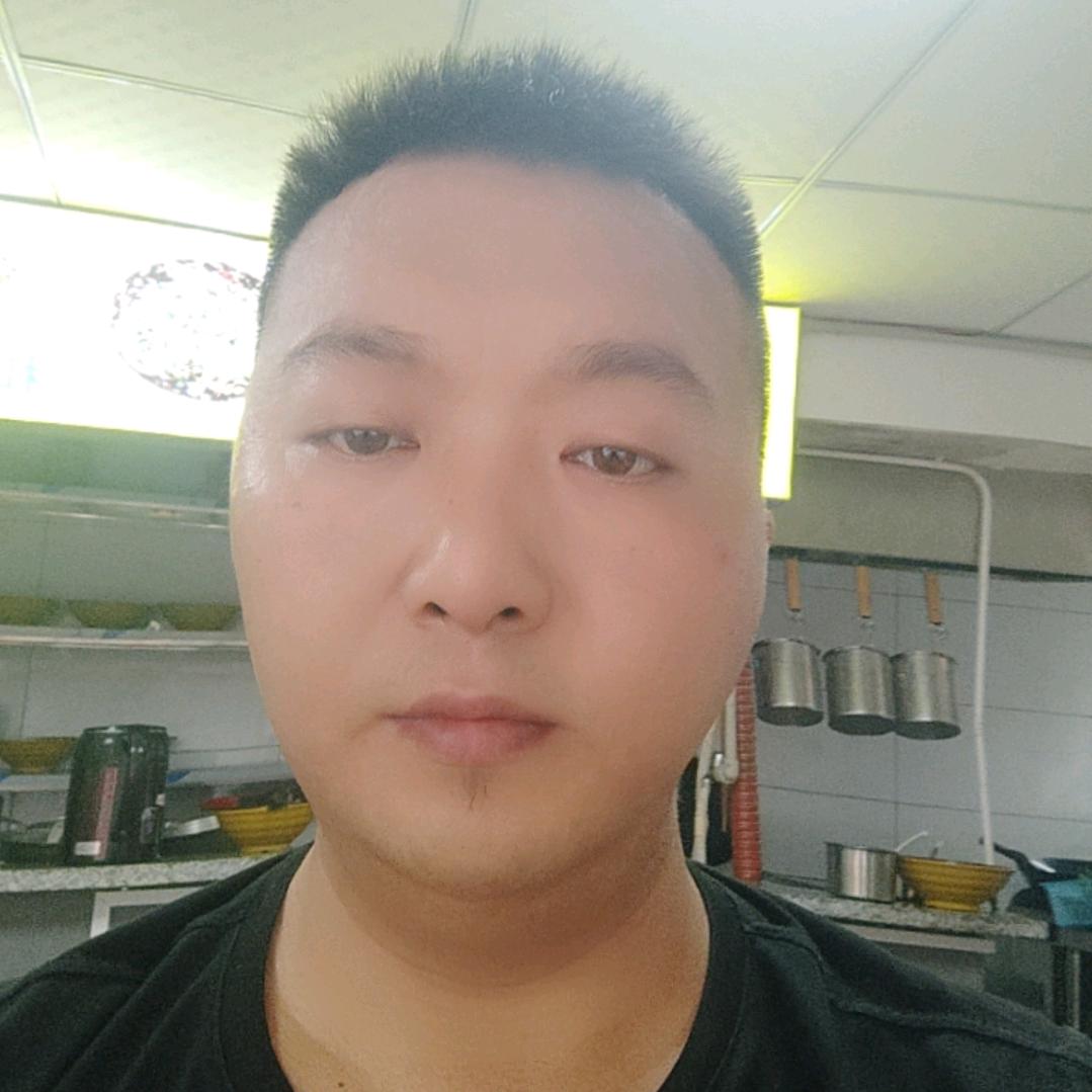 赵胖娃，糊辣壳面