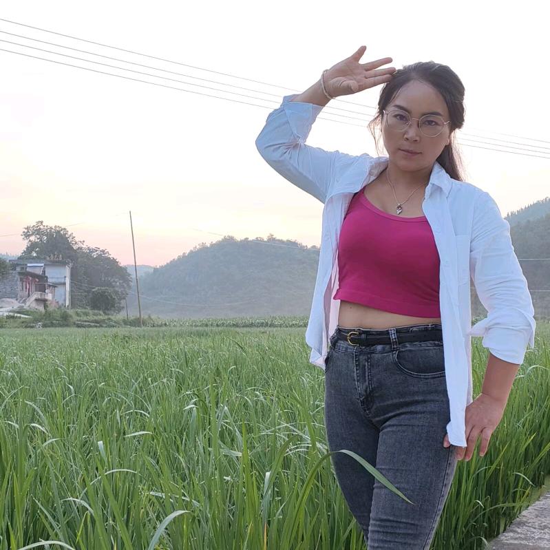 🌹🌹🌹丽丽