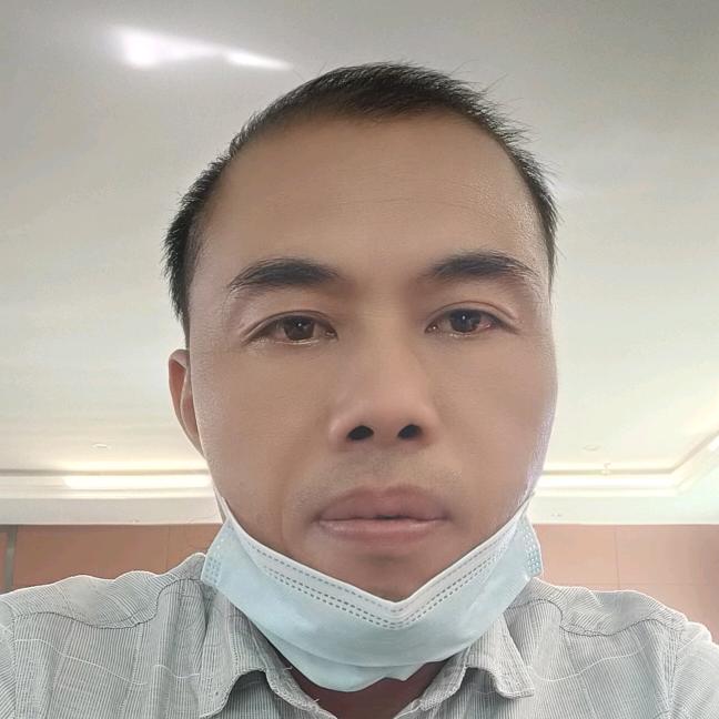 华