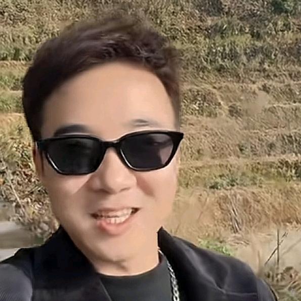 欧阳锋记录美好生活