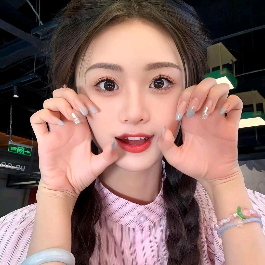 霞姐爱吃榴莲，2