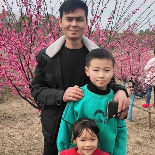 俩孩子爸爸