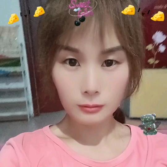 请叫我摆地摊的小姐姐