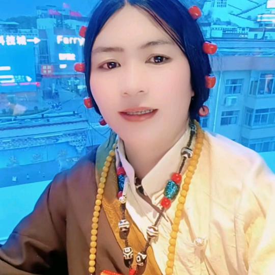 强央措