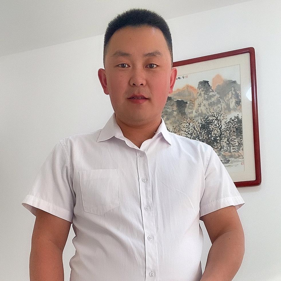 龙龙
