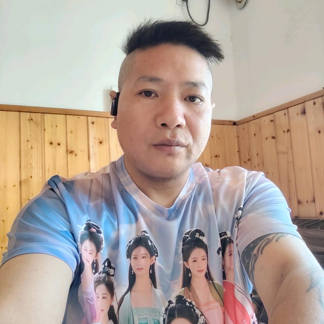 人生道路靠自己拼搏