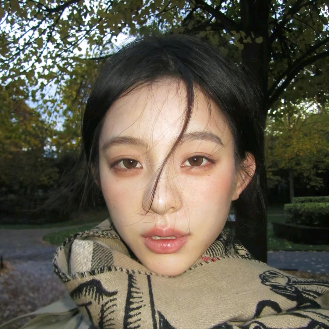 喜欢草莓味的女孩子