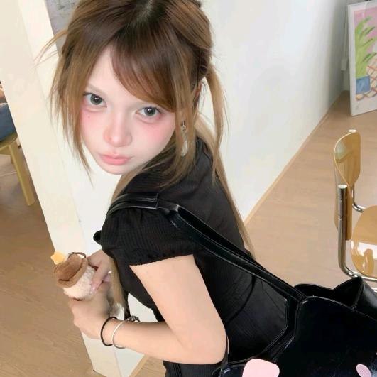 小小魚
