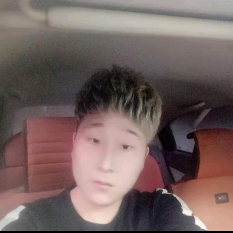 散落满天回忆的碎片头像