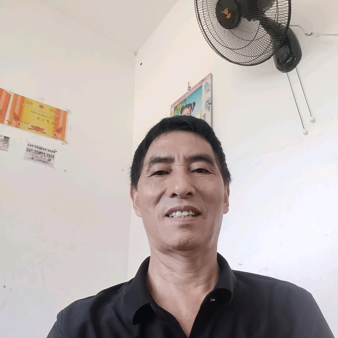 小哥
